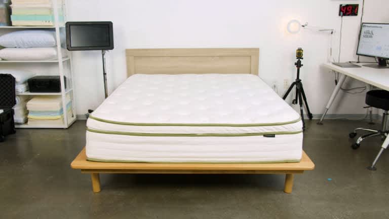Best Latex Mattresses of 2026 - Silk & Snow Organic