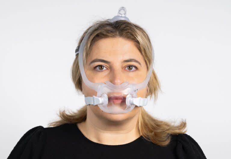 The Best CPAP Masks of 2026 - Best for New CPAP Users - Philips Respironics DreamWear Full Face CPAP Mask Fit Pack